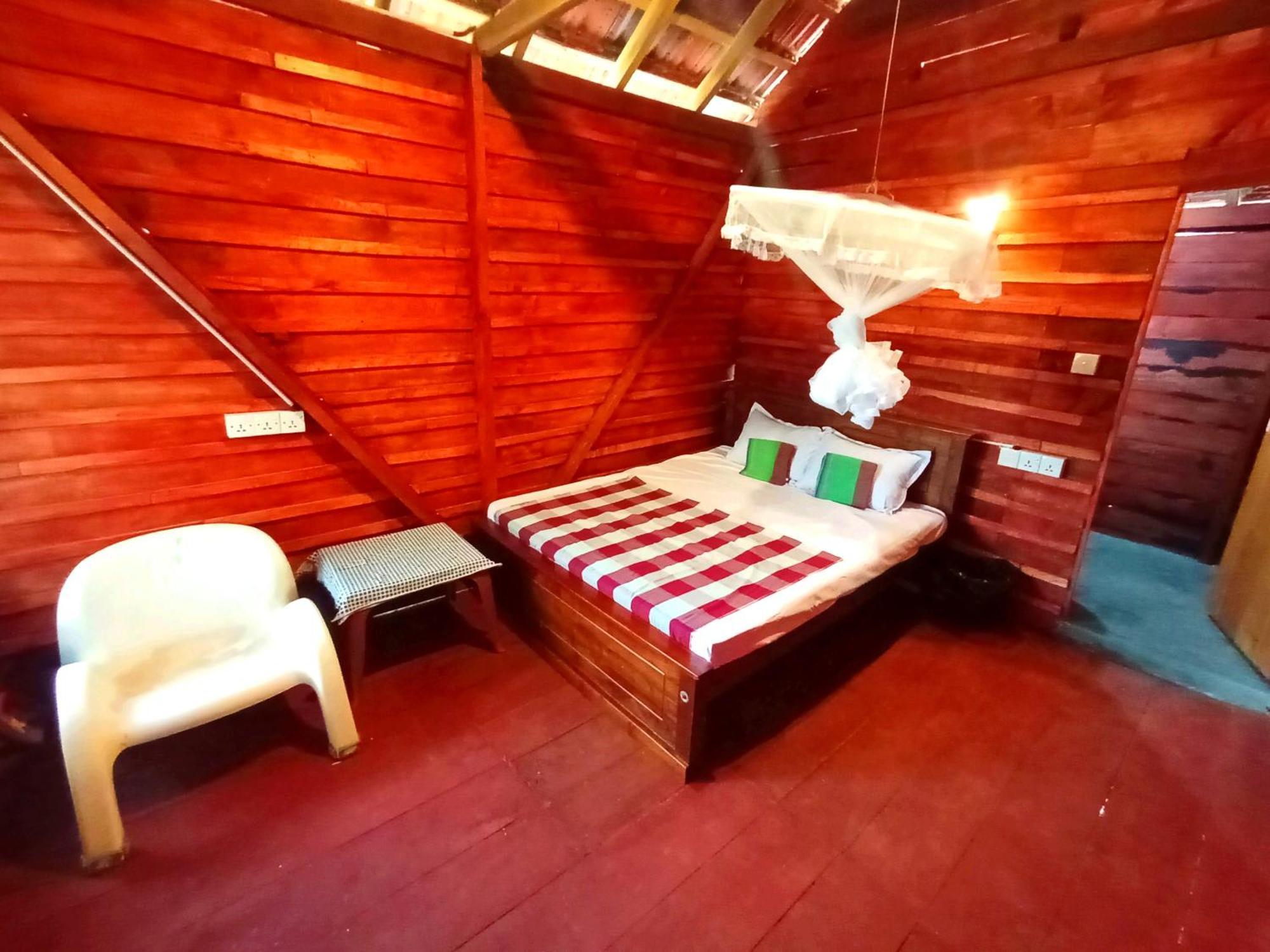 Villa Parrot Tree House Mirissa Exterior foto